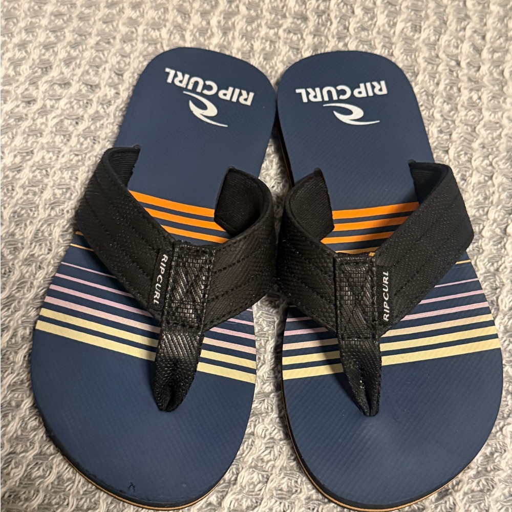 LITTLE BOYS RIP CURL FLIP FLOPS SIZE:1